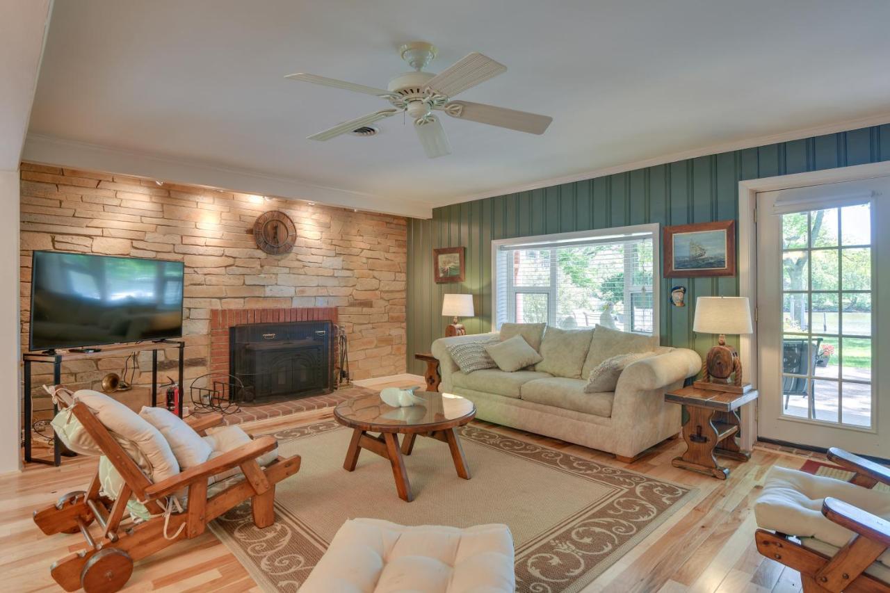 Waterfront Annapolis Home Fire Pit And Fishing Pier Екстериор снимка